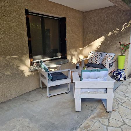 Appartement 4 Personnes อาวีญง ภายนอก รูปภาพ
